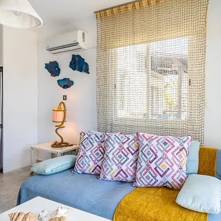 Seawaves 1- Bedroom Near Meneou Apartmán
